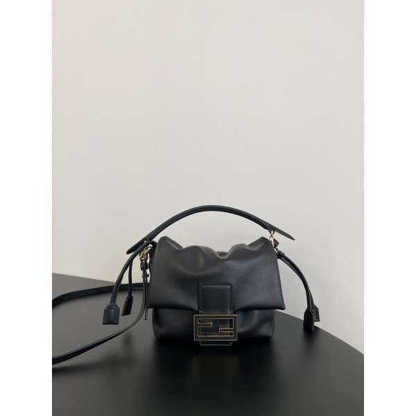 Bag-Fendi-006 Size :   26x5x15cm