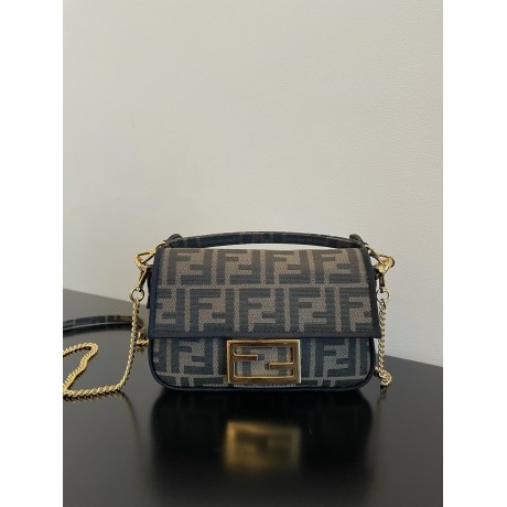 Bag-Fendi-017 Size :   27x6x15cm 