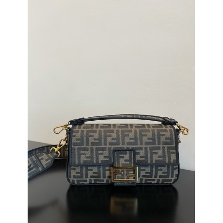 Bag-Fendi-019 Size :   26x13x6cm