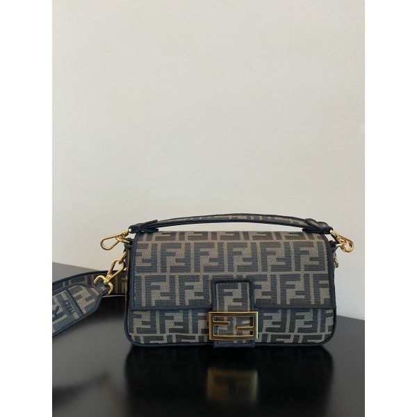 Bag-Fendi-019 Size :   26x13x6cm