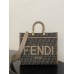 Bag-Fendi-031 Size :   18.5x12x10cm 