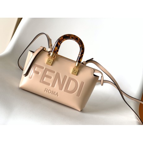 Bag-Fendi-034 Size :   17x8x9cm