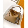 Bag-Fendi-063 Size :   33x10x25.5cm