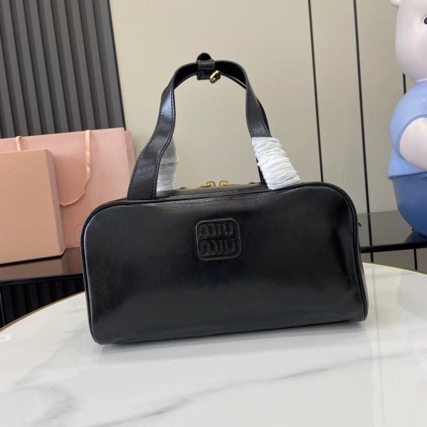 Bag-GU-020 Size :   28X15X13 cm