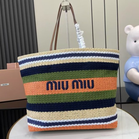 Bag-GU-181 Size :   40X34X16 cm