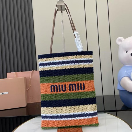 Bag-GU-187 Size :   30X38 cm