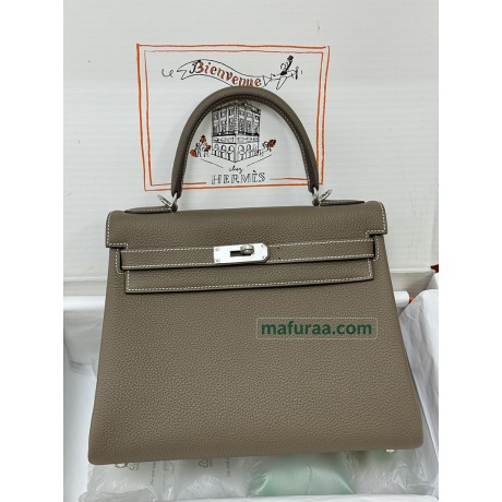 Kelly28cm 18/Étoupe Grey (Étoupe)   Togo Silver Hardware