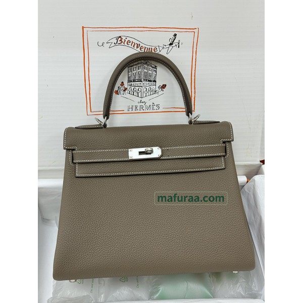 Kelly28cm 18/Étoupe Grey (Étoupe)   Togo Silver Hardware