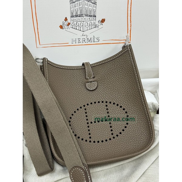 mini Evelyn 18/Étoupe Grey (Étoupe)   CLEMENCE  TC Silver Hardware
