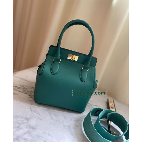 Toolbox 20cm  7F/Blue Paon  swift 