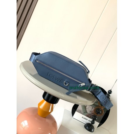 Bag-Loe-010 Size :   32.5 x9 x12.3 cm