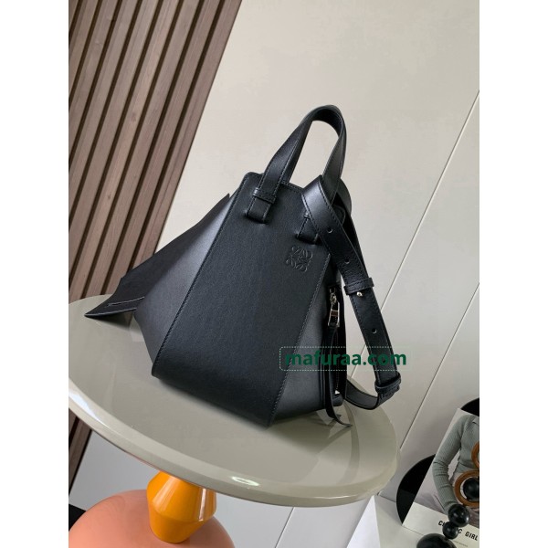 Bag-Loe-022 Size :   30 x25 x14 cm