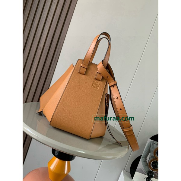 Bag-Loe-027 Size :   30 x25 x14 cm