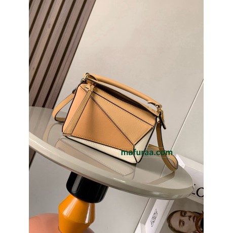 Bag-Loe-030 Size :   18 x12.5 x8 cm