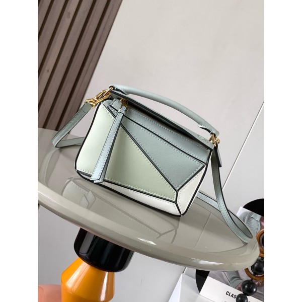 Bag-Loe-033 Size :   18 x12.5 x8 cm