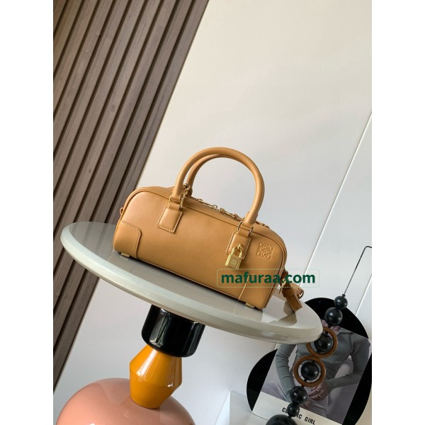 Bag-Loe-095 Size :   23 x10 x11 cm