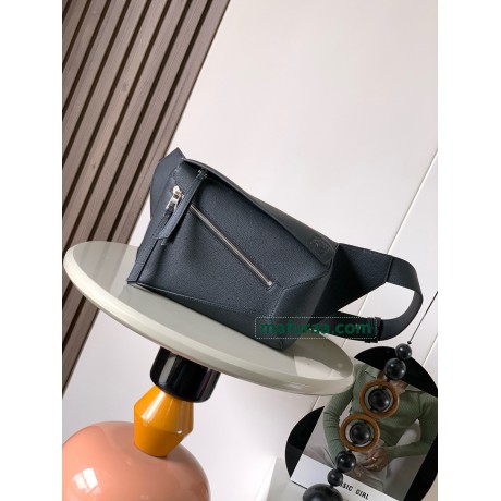 Bag-Loe-105 Size :   24 x16 x10.5 cm