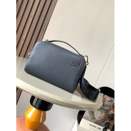 Bag-Loe-123 Size :   18 x13 x8.5 cm