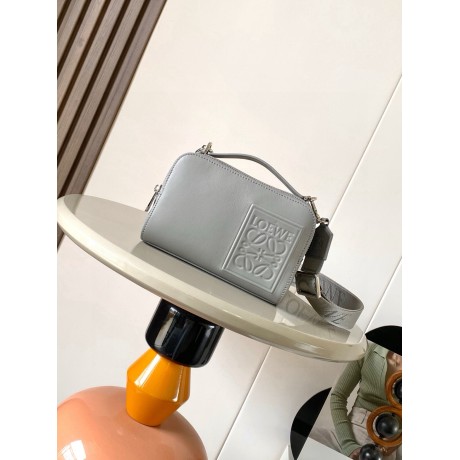 Bag-Loe-128 Size :   18 x13 x8.5 cm