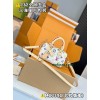M13391  Bag-Lvbag-003 Size :   10 x 7.5 x 16 cm