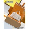 M25596  Bag-Lvbag-008 Size :   12.5 x 6 x 21 cm 