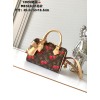 M13094  Bag-Lvbag-076 Size :   13.5 x 12 x 20.5 cm 