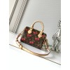 M13094  Bag-Lvbag-076 Size :   13.5 x 12 x 20.5 cm 