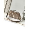M23081 Bag-Lvbag-099 Size :   21.5x 13.5 x6cm