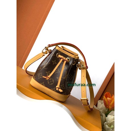 M81266  Bag-Lvbag-124 Size :   13.x 16 x 10 cm