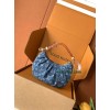 M13571  Bag-Lvbag-127 Size :   21.0 x 15.0 x 7.0 cm