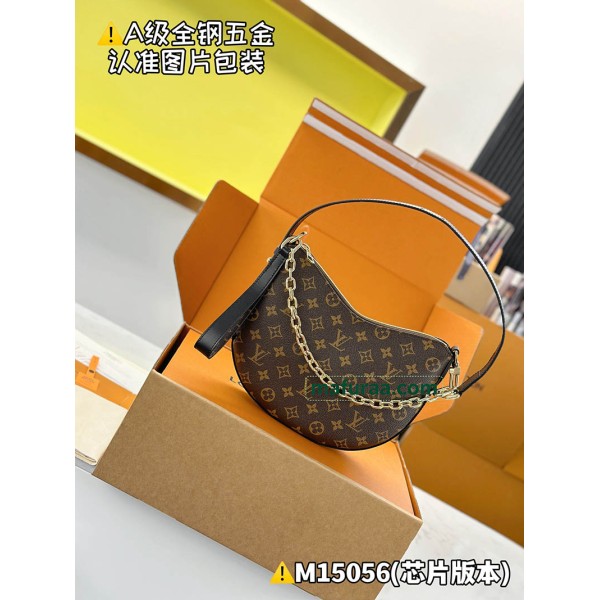 M15056  Bag-Lvbag-135 Size :   19 x 5 x 28.5 cm 