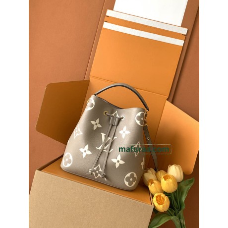 M45555 Bag-Lvbag-146 Size :   26x17.5x26cm