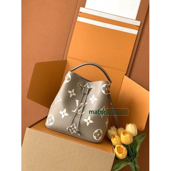 M45555 Bag-Lvbag-146 Size :   26x17.5x26cm