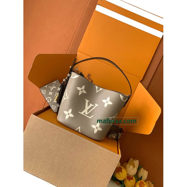 M13045 Bag-Lvbag-150 Size :   16 x 18 x 12 cm