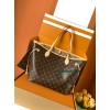 M40995  Bag-Lvbag-159 Size :   31.0 x 28.0 x 14.0 cm