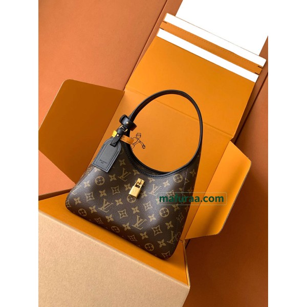 M12940  Bag-Lvbag-165 Size :   15 x 12 x 28 cm