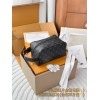 M83113  Bag-Lvbag-236 Size :   13 x 12 x 23 cm 