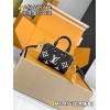 M81456  Bag-Lvbag-256 Size :   10 x 7.5 x 16 cm
