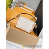 M46907  Bag-Lvbag-290 Size :   21 x 14 x 6 cm