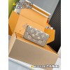 M82610  Bag-Lvbag-310 Size :   21 x 12 x 3 cm