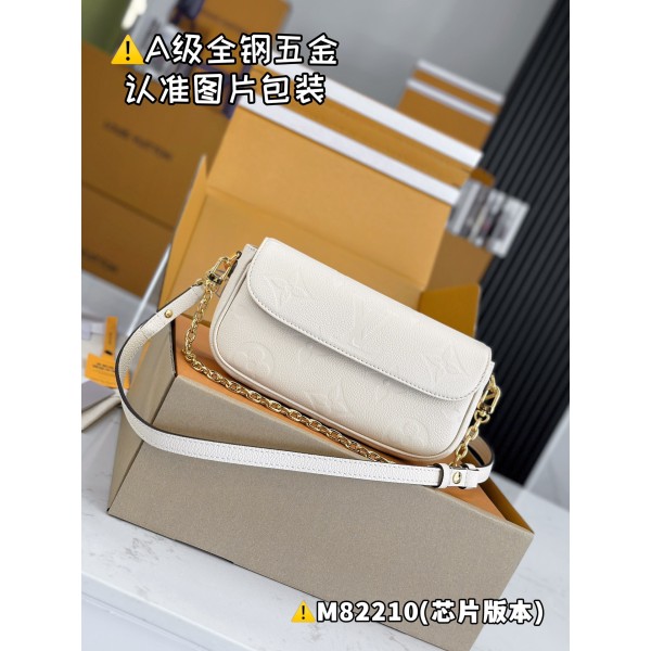 M82210  Bag-Lvbag-312 Size :   23.5x12x4.3cm