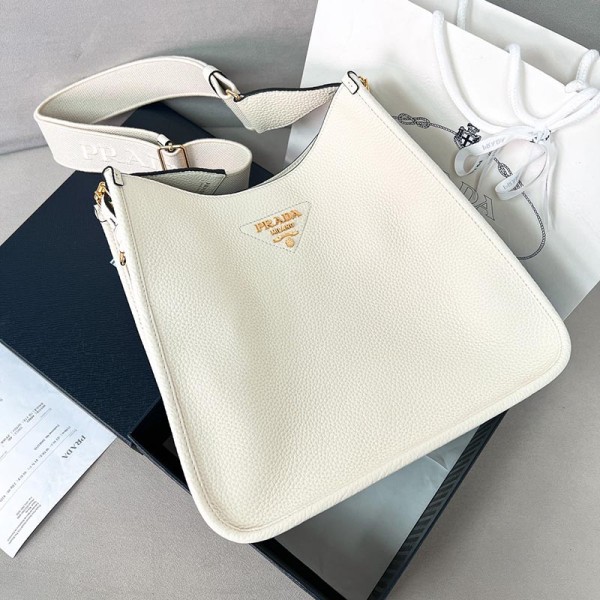 Bag-Par-006 Size  30 x 28 x 12cm