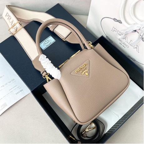 Bag-Par-015 Size  19.5 x 18 x 9cm