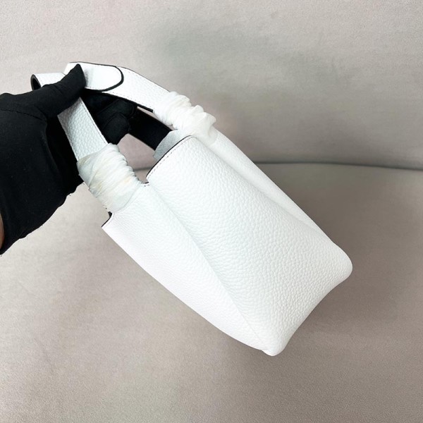 Bag-Par-098 Size  15.5 x 18 x 10cm