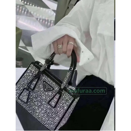 Bag-Par-114 Size  20 x 14.5 x 9.5cm