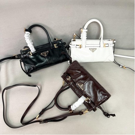 Bag-Par-262 Size  23.5 x 12 x 9cm