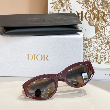 Glass-Dior-001