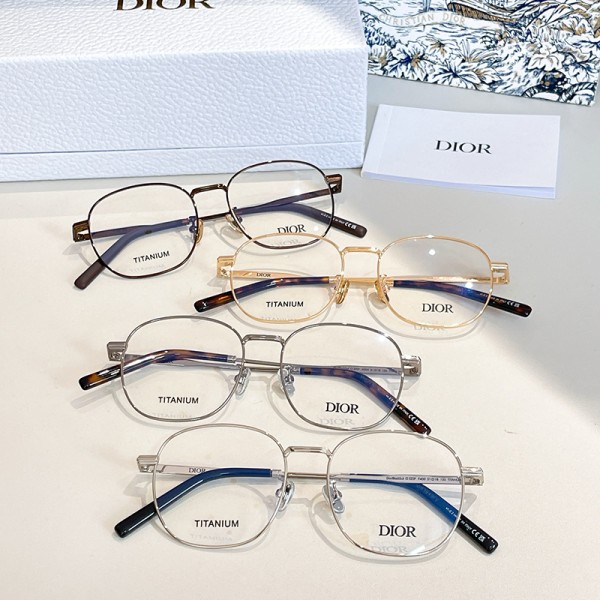 Glass-Dior-050