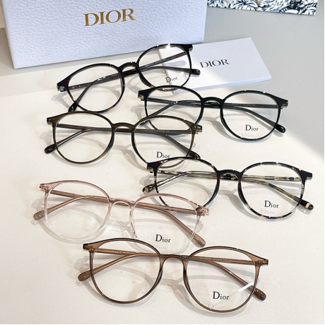 Glass-Dior-078