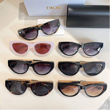 Glass-Dior-081